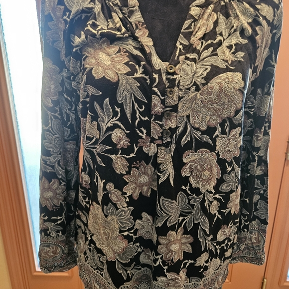 Lucky Brand Women's Blouse - Picture 10 of 11